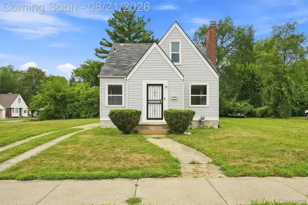 18909 Huntington Road, Detroit, MI 48219