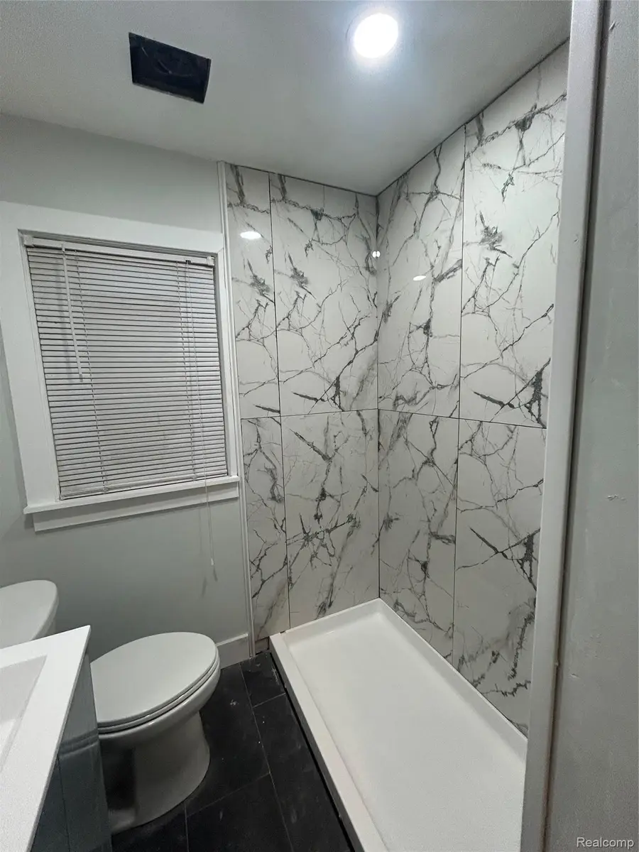 18970 Annchester Road, Detroit, MI 48219 - #2