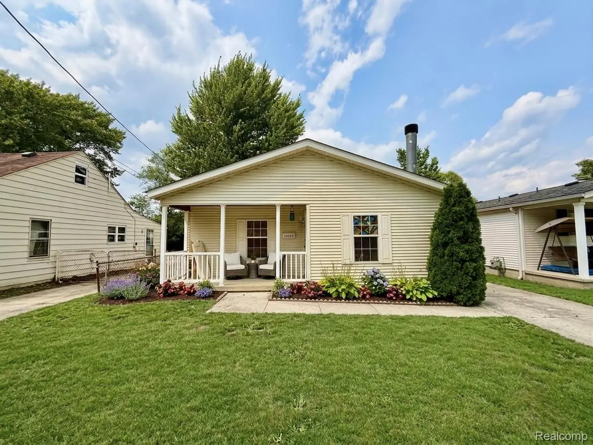 25660 Currier Street, Dearborn Heights, MI 48125 - #1