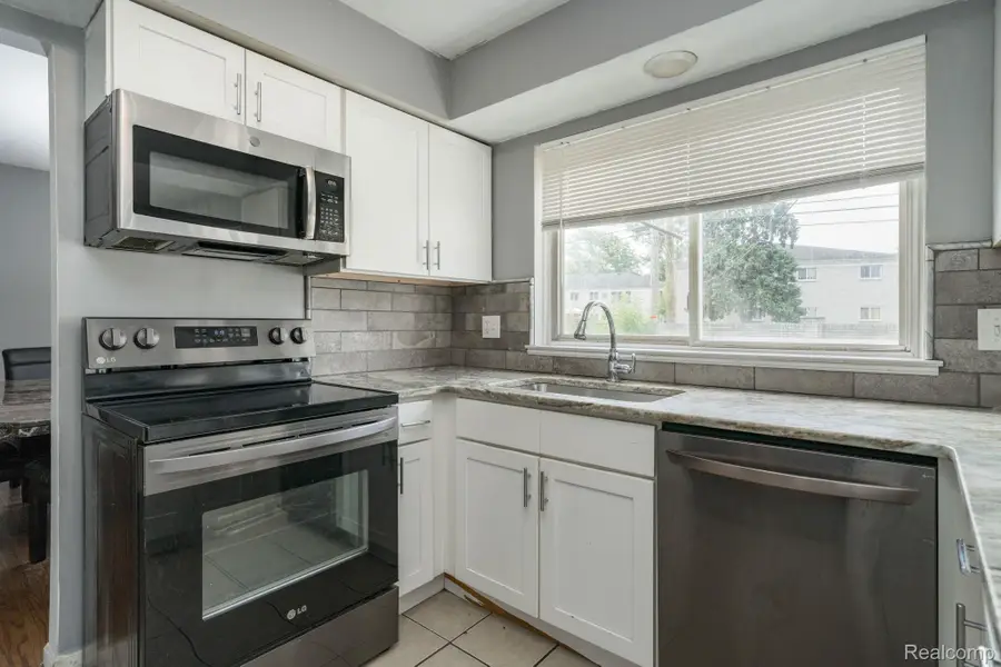 19922 Parkside Street, Saint Clair Shores, MI 48080 - #3