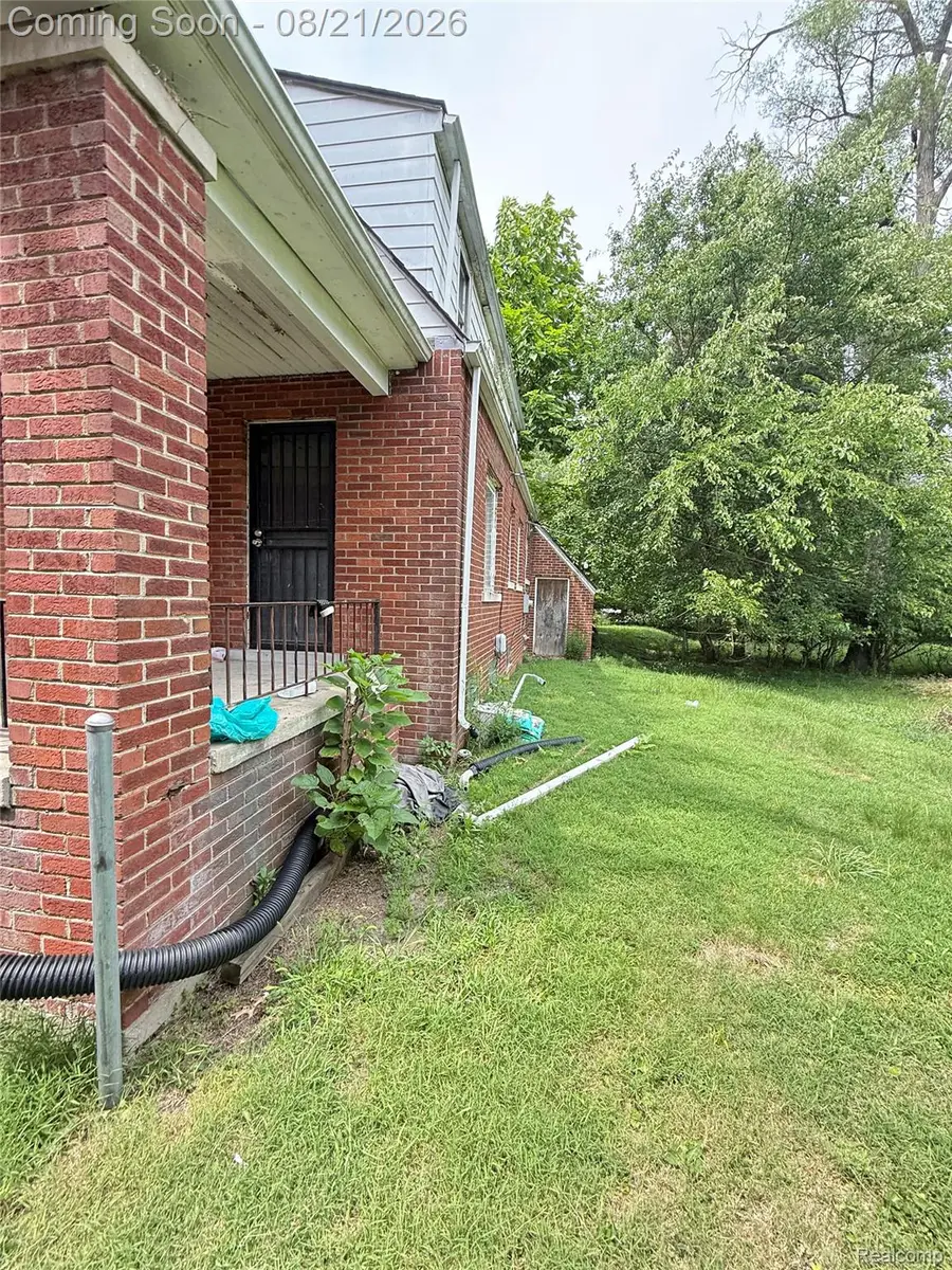 17256 Pierson Street, Detroit, MI 48219 - #2