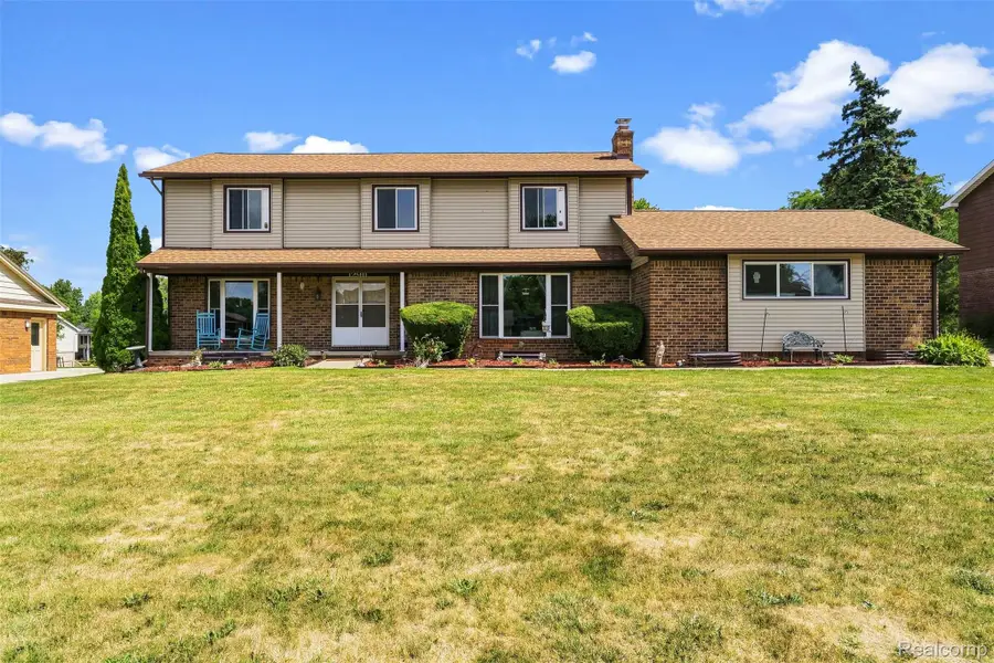 12911 Croftshire Drive, Grand Blanc, MI 48439 - #3