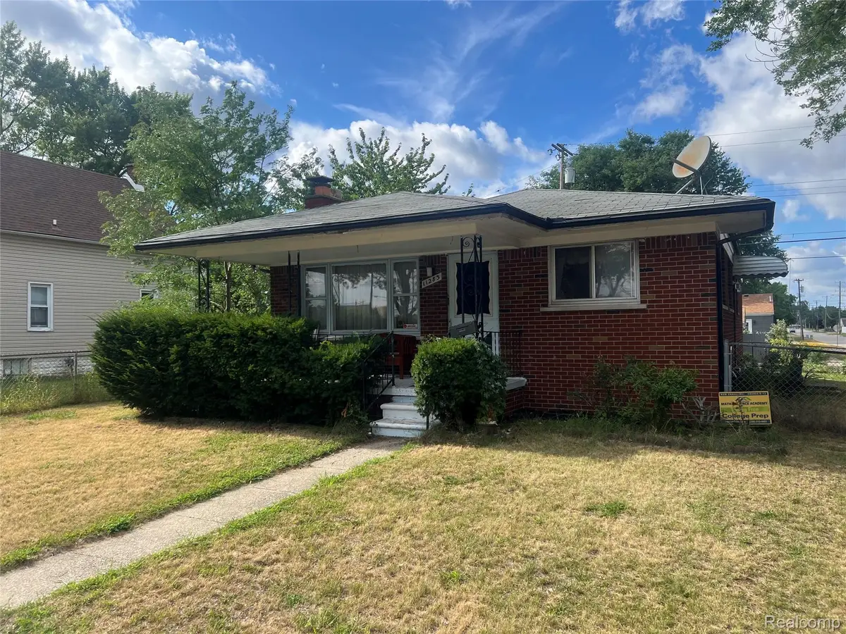 11283 Rivard Avenue, Warren, MI 48089 - #1