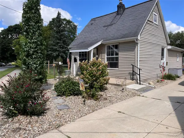 2308 Rheamount Avenue, Lansing, MI 48906