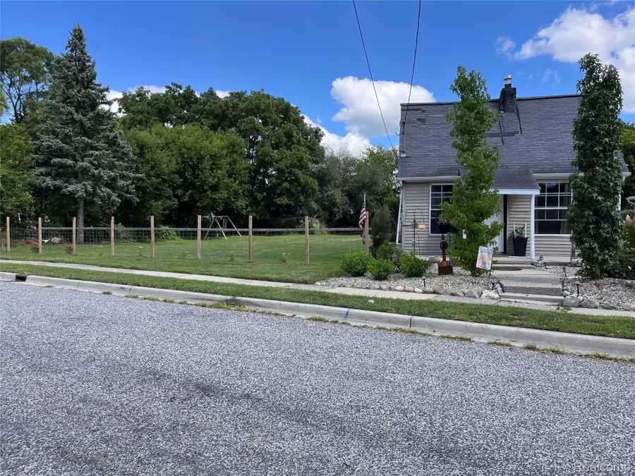 2308 Rheamount Avenue, Lansing, MI 48906 - #2