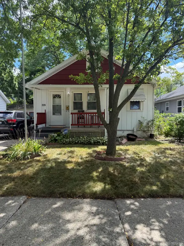 228 Borland Court, Saginaw, MI 48602
