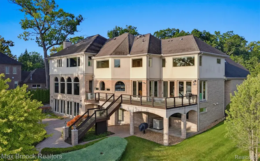 1832 Long Lake Shore Drive, Bloomfield, MI 48302 - #3
