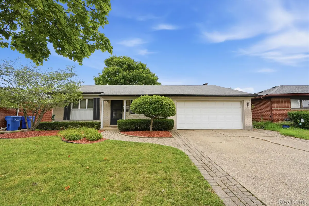 4427 Burssens Drive, Warren, MI 48092 - #1