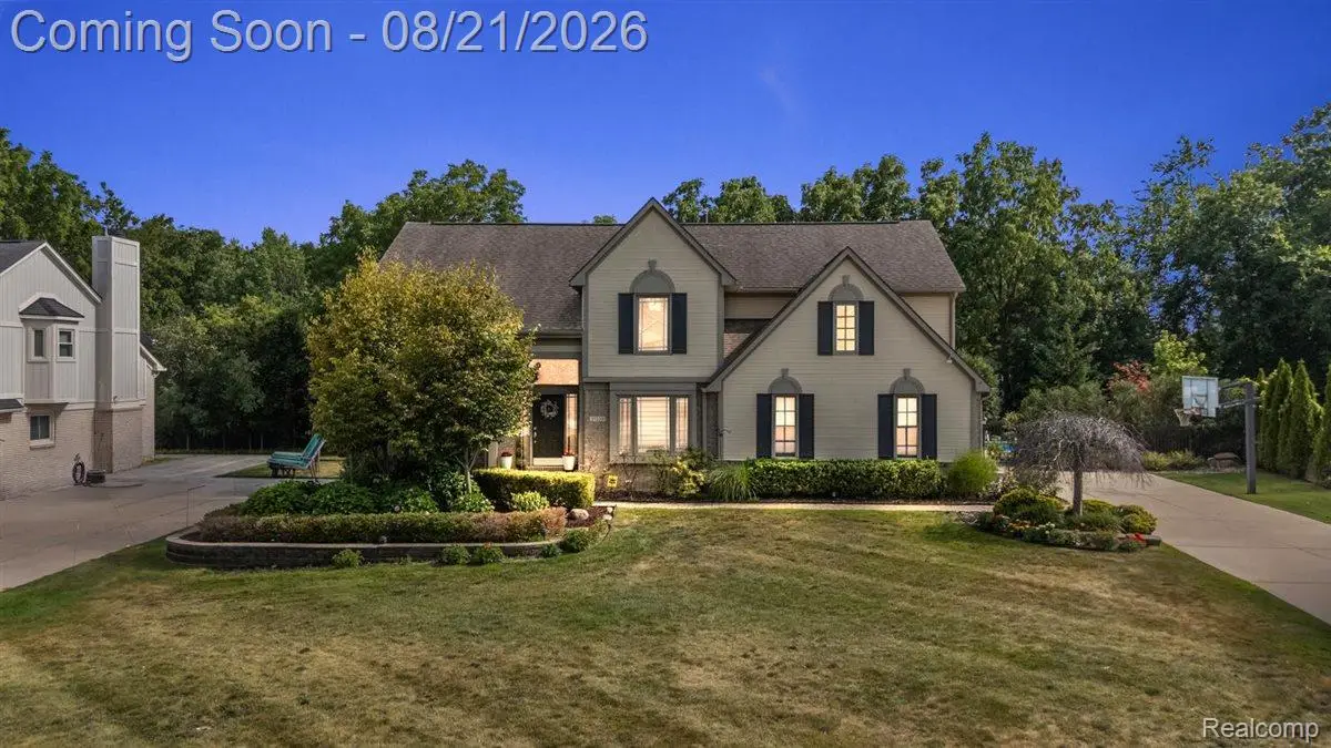 37235 Aspen Drive, Farmington Hills, MI 48335 - #1