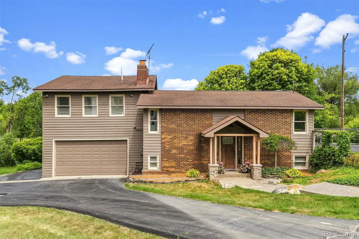 5880 Sawmill Lake Road, Ortonville, MI 48462 - #1