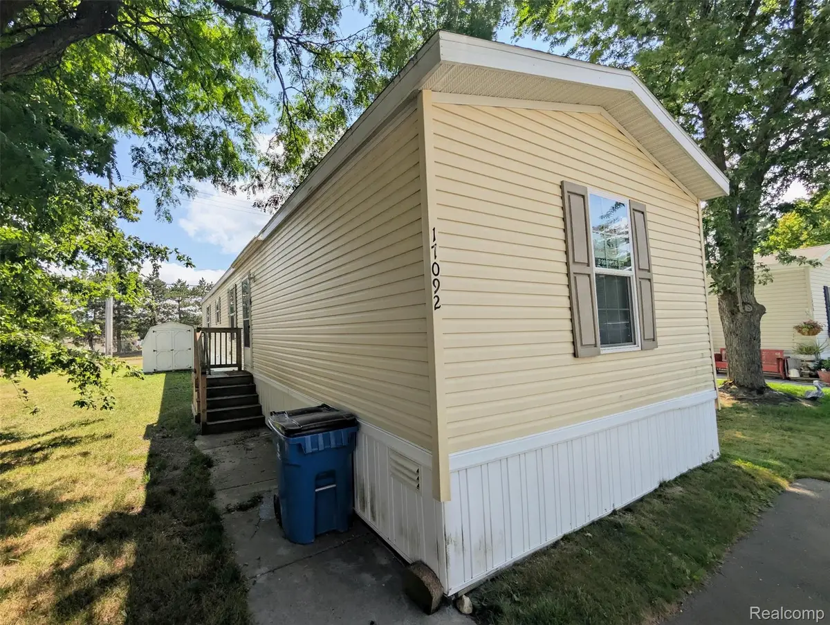 17092 Canterbury Circle, Holly, MI 48442 - #1