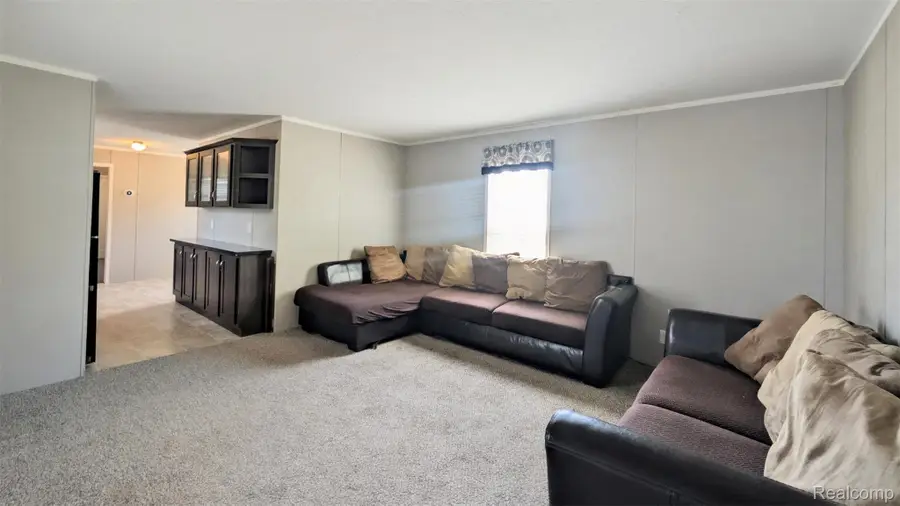 17092 Canterbury Circle, Holly, MI 48442 - #3