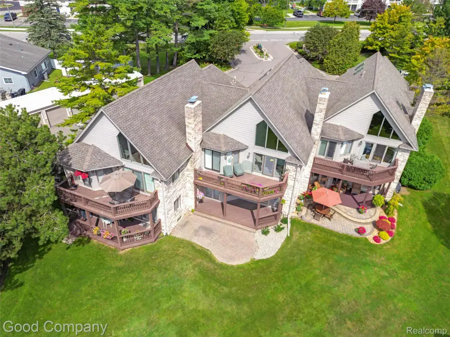 50684 Harbour View Drive N, New Baltimore, MI 48047 - #2