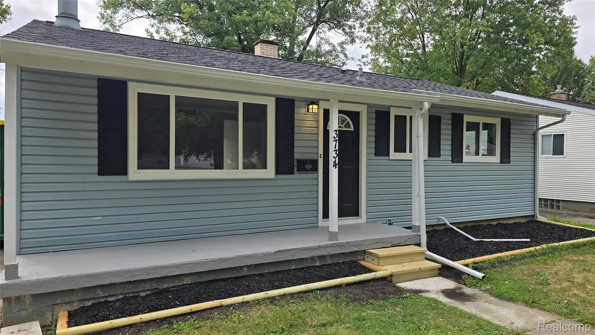 3734 Holly Avenue, Flint, MI 48506 - #1