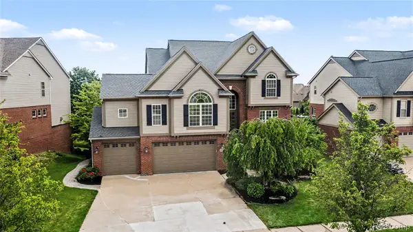 49847 Parkside Drive, Northville, MI 48168