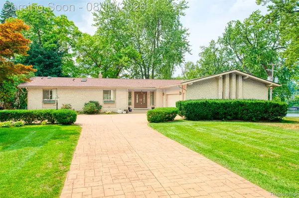 3212 Edgewood Park Drive, CommerceTwp, MI 48382