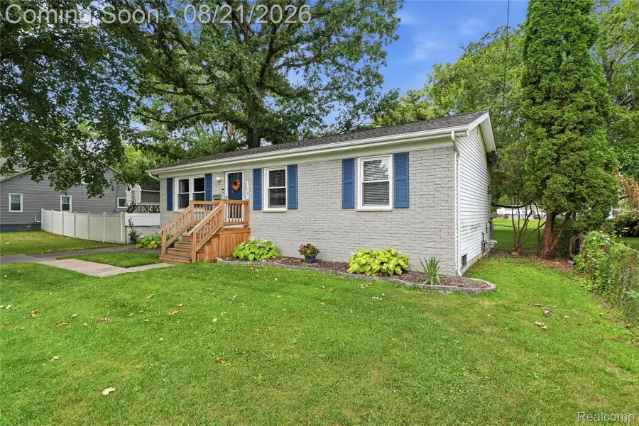 26191 Wolverine Street, Madison Heights, MI 48071 - #2