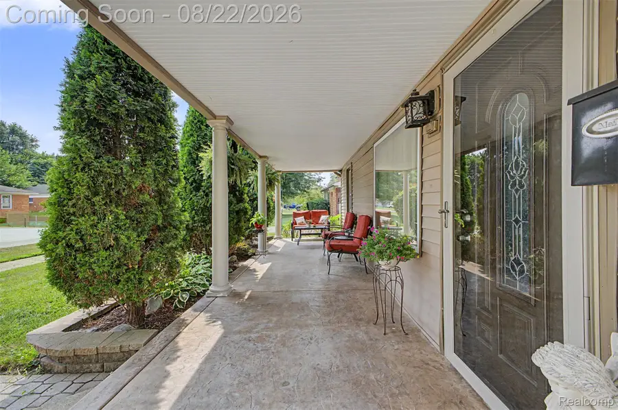8299 Robindale Avenue, Dearborn Heights, MI 48127 - #2