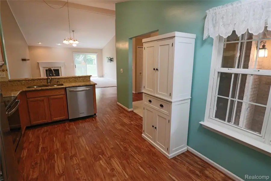 22811 Woodcreek Drive, Taylor, MI 48180 - #3