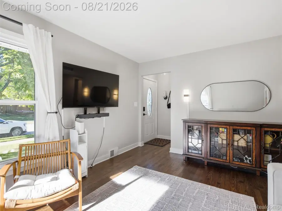 416 Walnut Avenue, Royal Oak, MI 48073 - #3