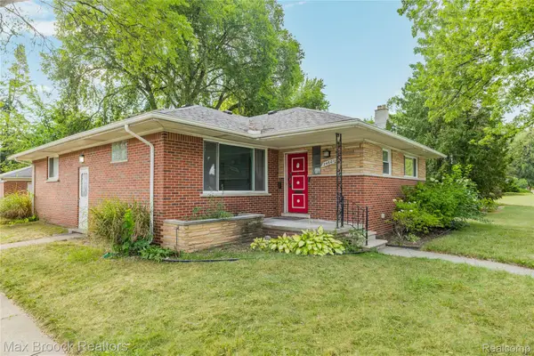 24601 Ridgedale Street, OakPark, MI 48237