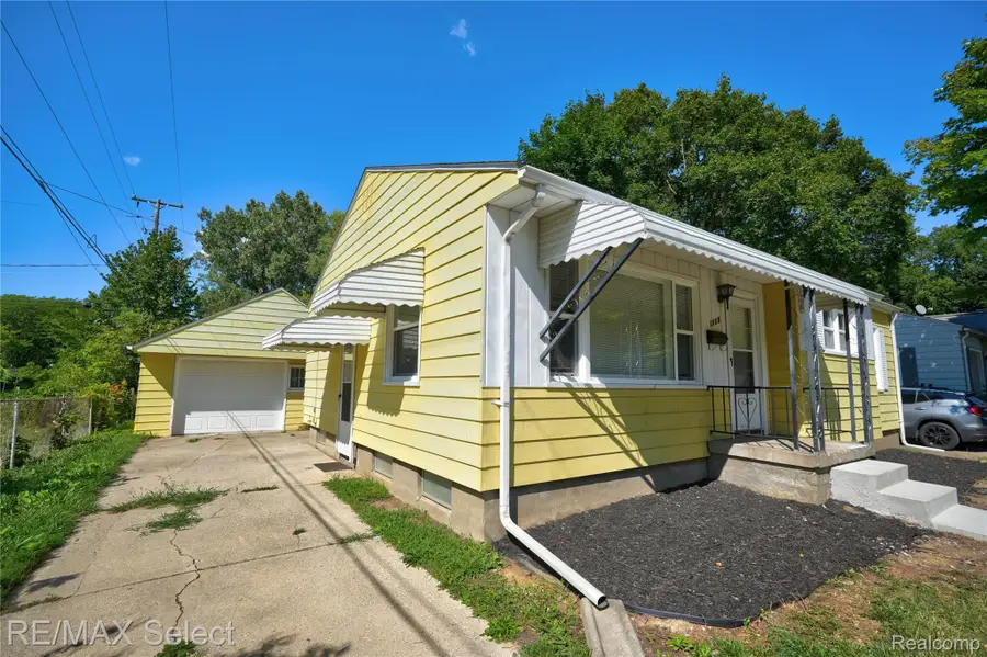 1920 Greenbrook Lane, Flint, MI 48507 - #3
