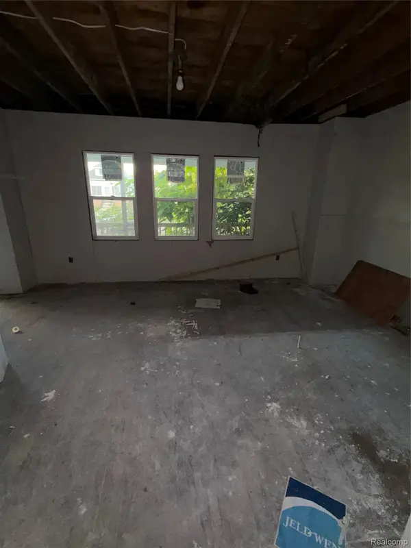 17363 Marx Street, HighlandPark, MI 48203