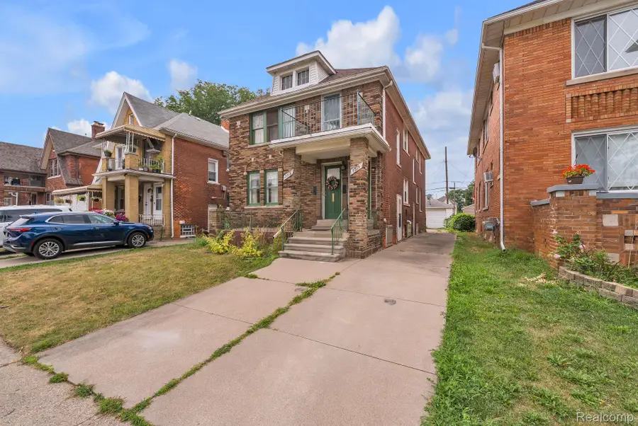 7313 Emanon Street, Dearborn, MI 48126 - #2