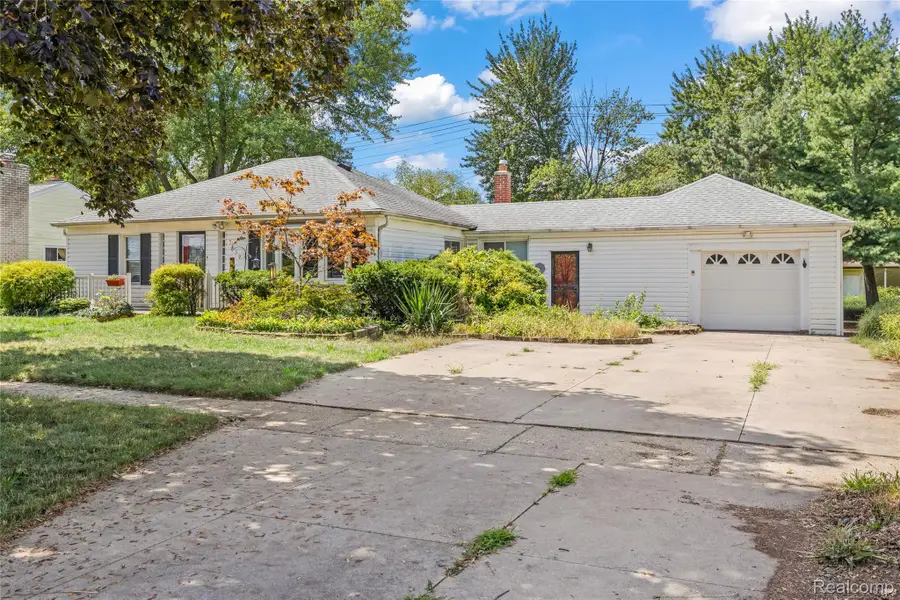 5839 Yale Street, Westland, MI 48185 - #2