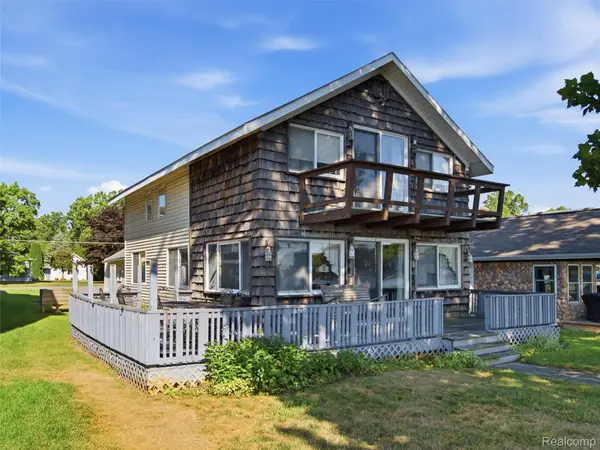12029 Torrey Road, Fenton, MI 48430