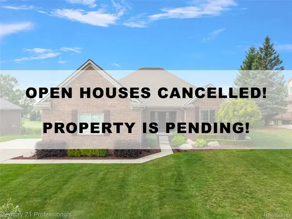 584 Overlook Drive, Oxford, MI 48371