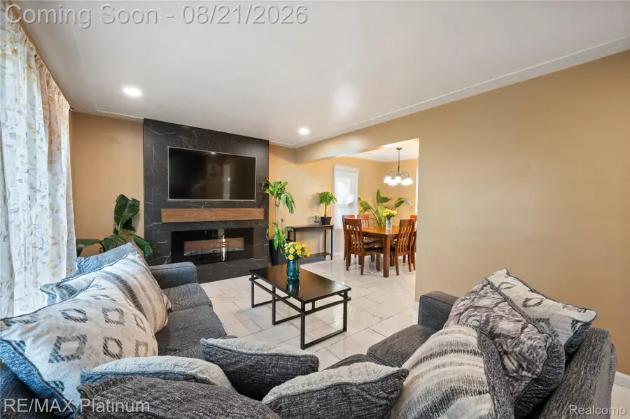 2406 Tuscola Street, Flint, MI 48503 - #3