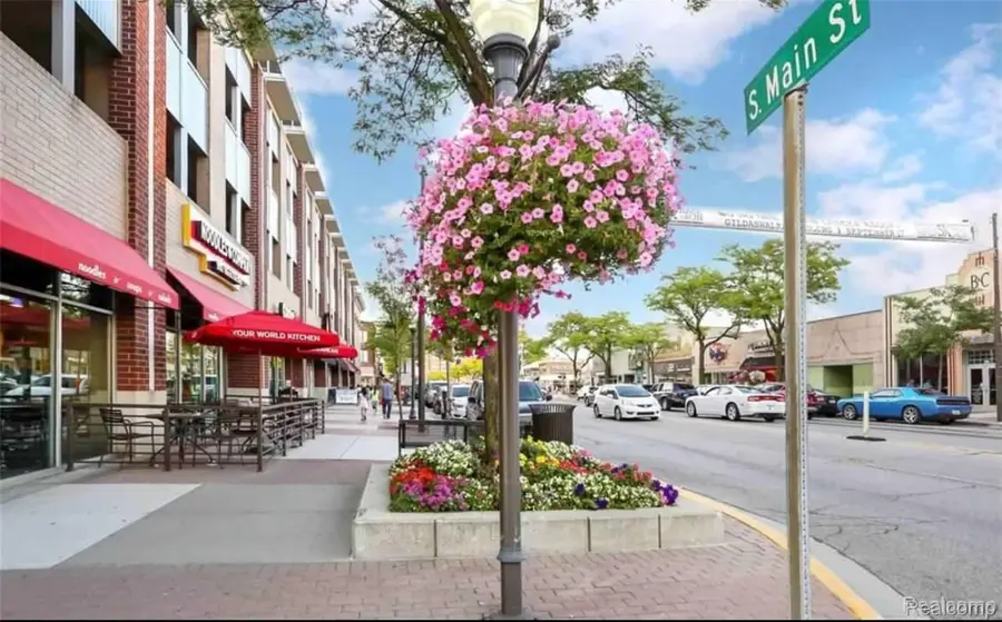 614 S Troy Street #102, Royal Oak, MI 48067 - #3