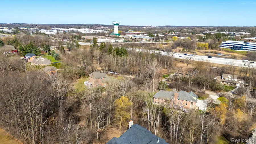 0000 Howard, Farmington Hills, MI 48335 - #3