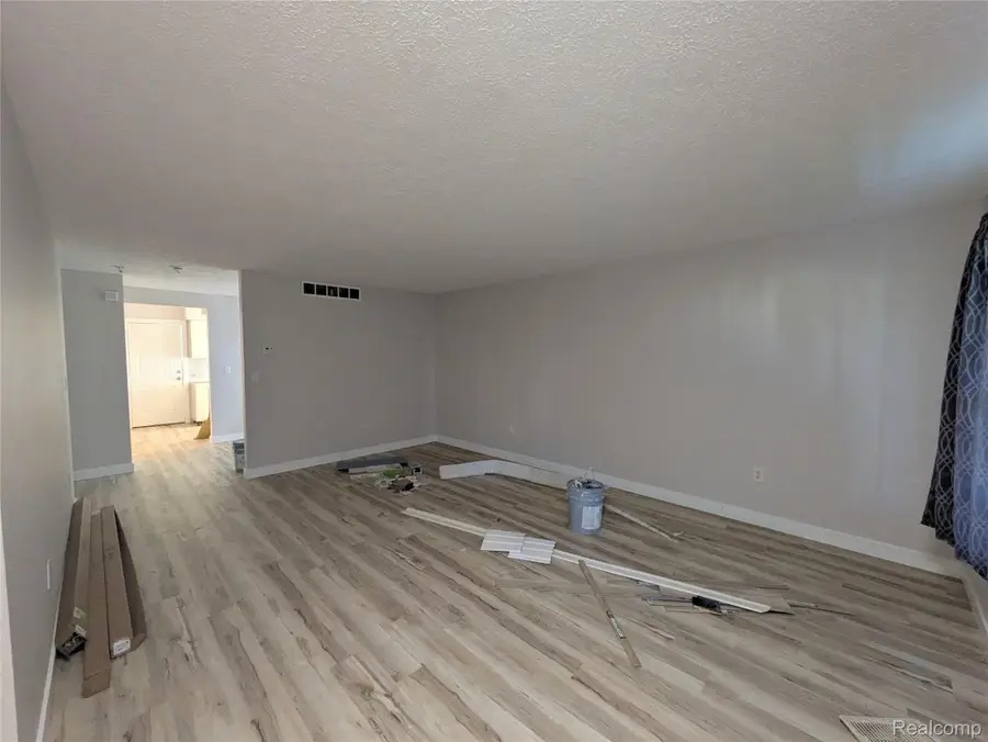 4218 17th Street, Detroit, MI 48208 - #2