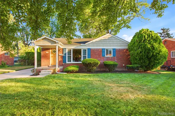 30155 Richland Street, Livonia, MI 48150