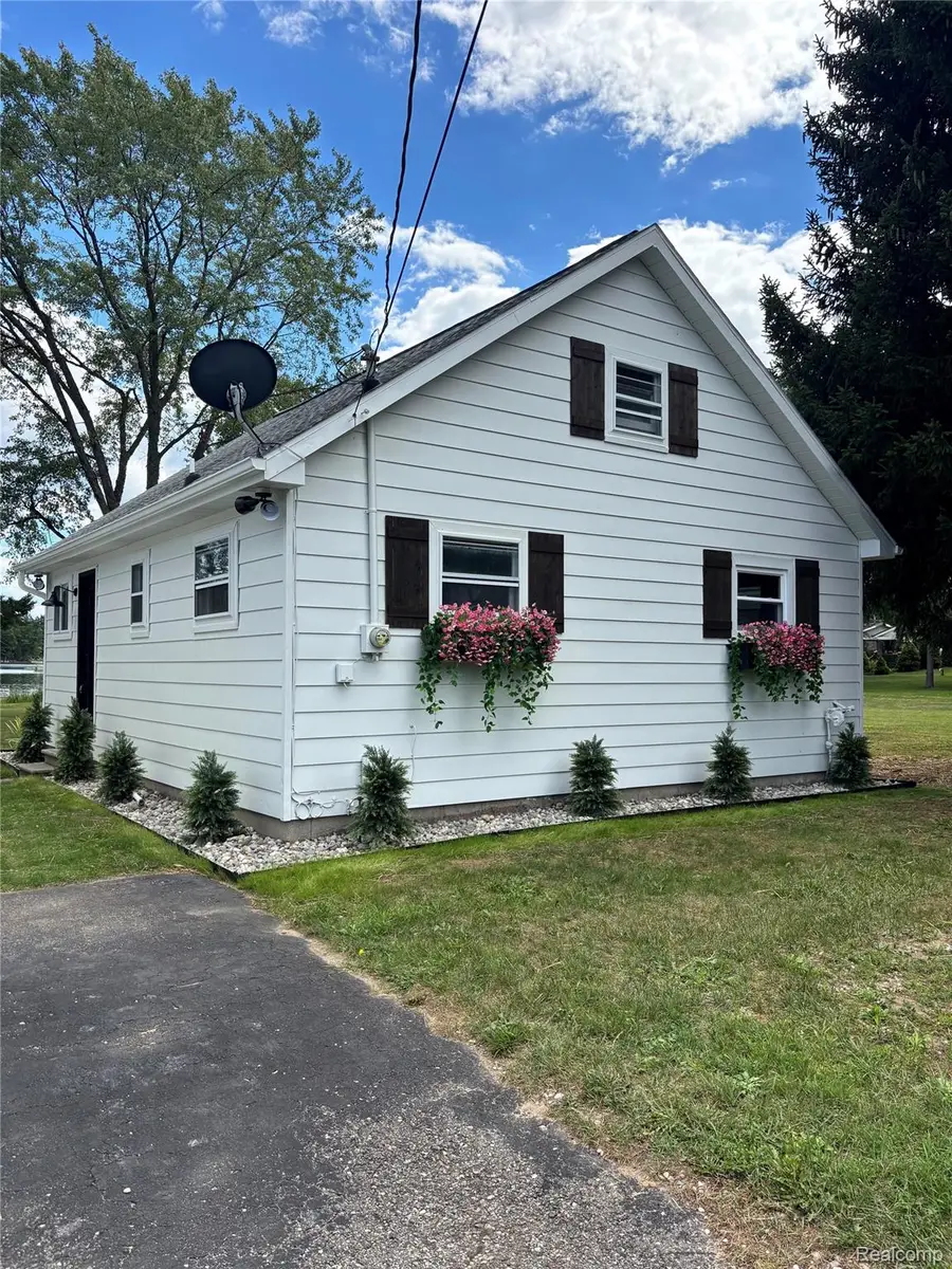 3091 W Huckleberry Trail, Farwell, MI 48622 - #2