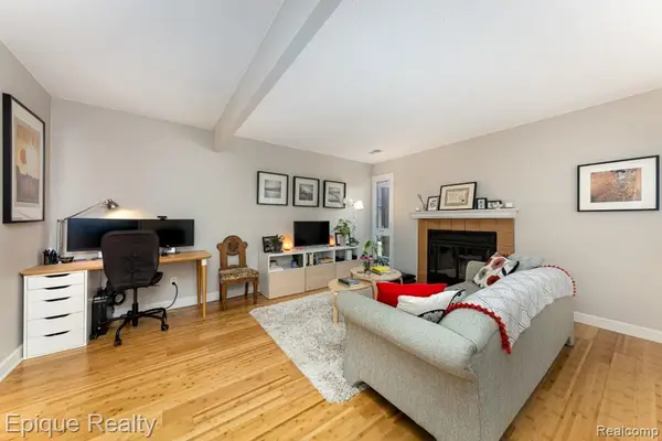 1803 Independence Boulevard, AnnArbor, MI 48104