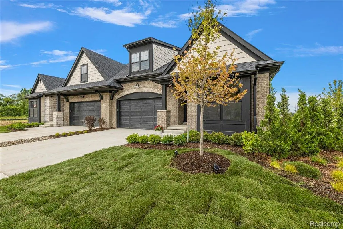 2027 Breckenridge Court #3, Rochester Hills, MI 48309 - #1