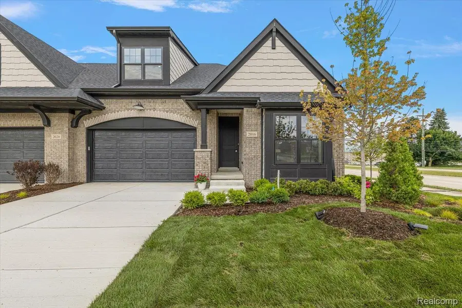 2027 Breckenridge Court #3, Rochester Hills, MI 48309 - #3