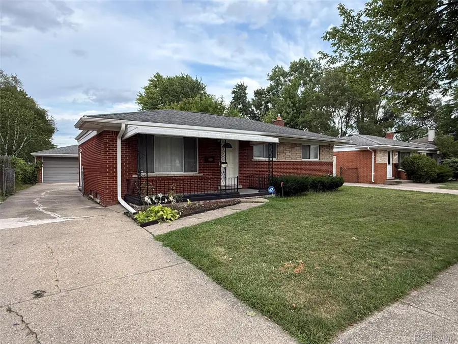27156 Shelbourne Drive, Warren, MI 48088 - #2