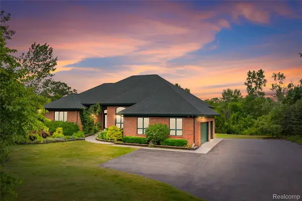 3520 Blue Heron Court, Ypsilanti, MI 48198