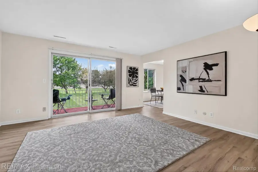 407 W Highland Road #3, Howell, MI 48843 - #2
