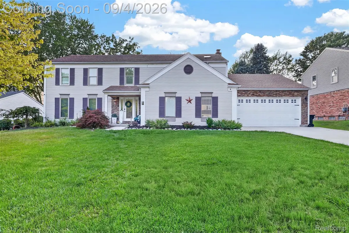 37967 W Meadowhill Drive, Northville, MI 48167 - #1