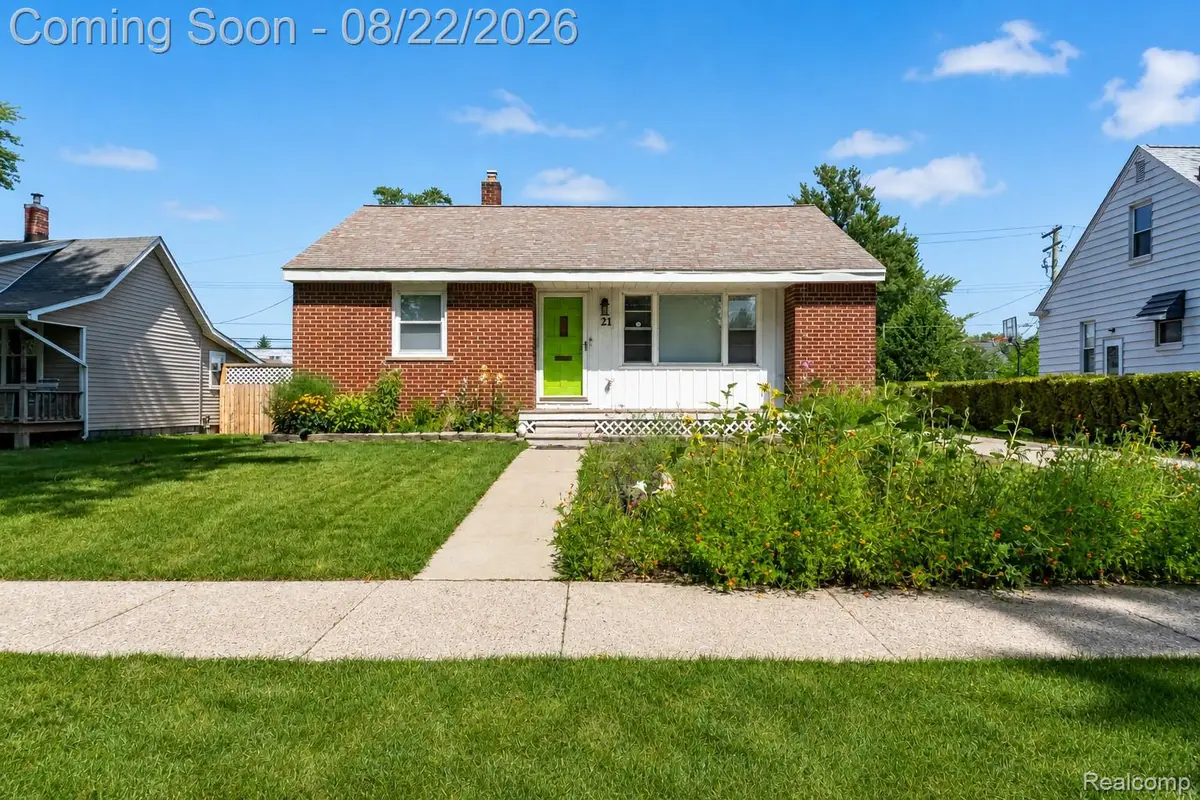 21 Eastman Street, Mount Clemens, MI 48043 - #1