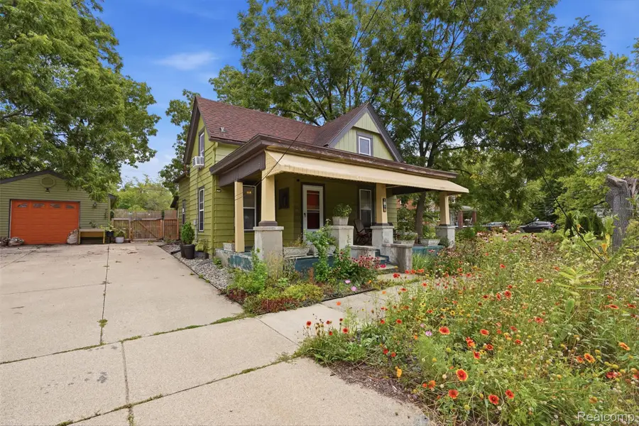 329 1st Avenue, Ypsilanti, MI 48197 - #2