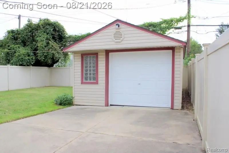 7857 Monroe Boulevard, Taylor, MI 48180 - #2