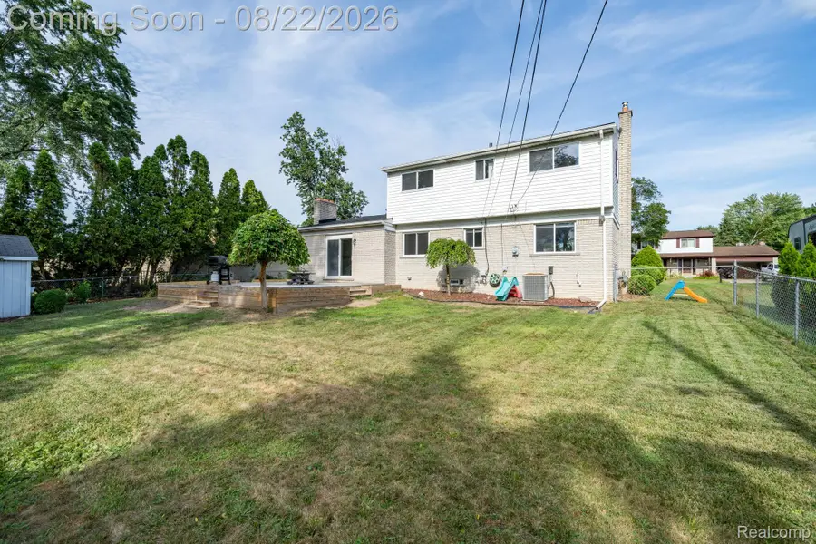 38127 Rockhill Street, Clinton Township, MI 48036 - #2
