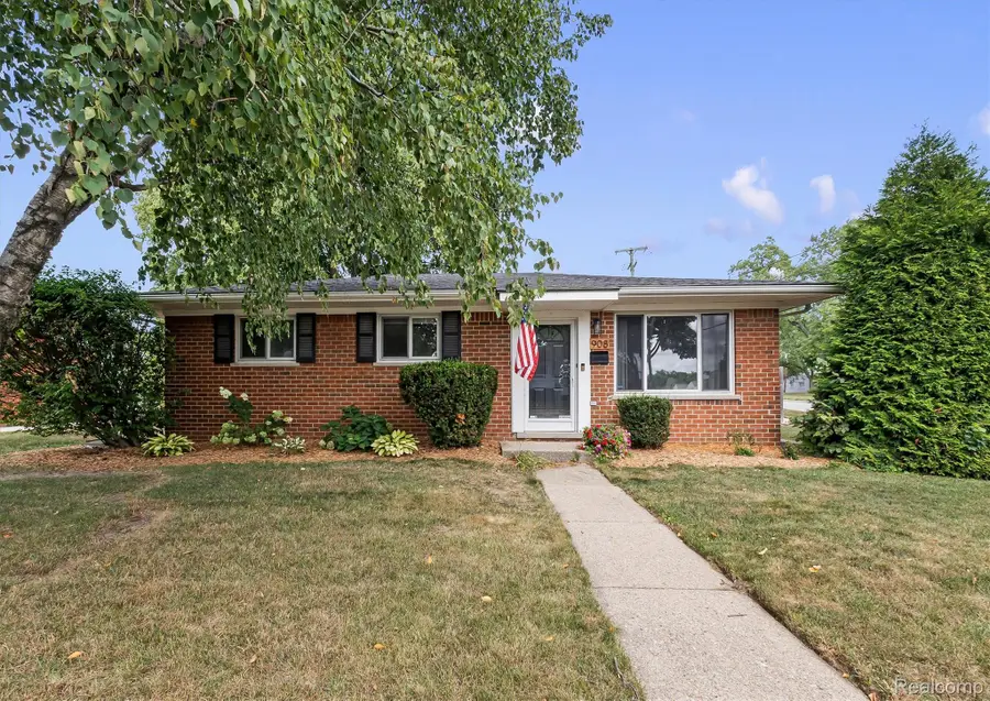 908 Elmsford Drive, Clawson, MI 48017 - #2