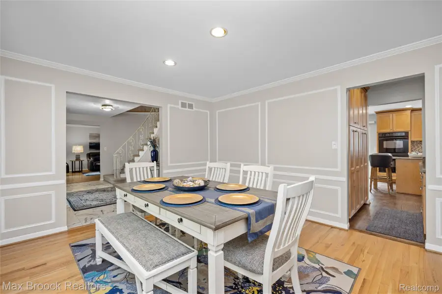 5439 Deerfield Village Drive, West Bloomfield, MI 48322 - #3